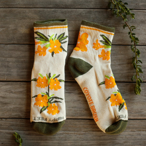 Load image 1 in gallery view. Sticky Monkey Flower Socks