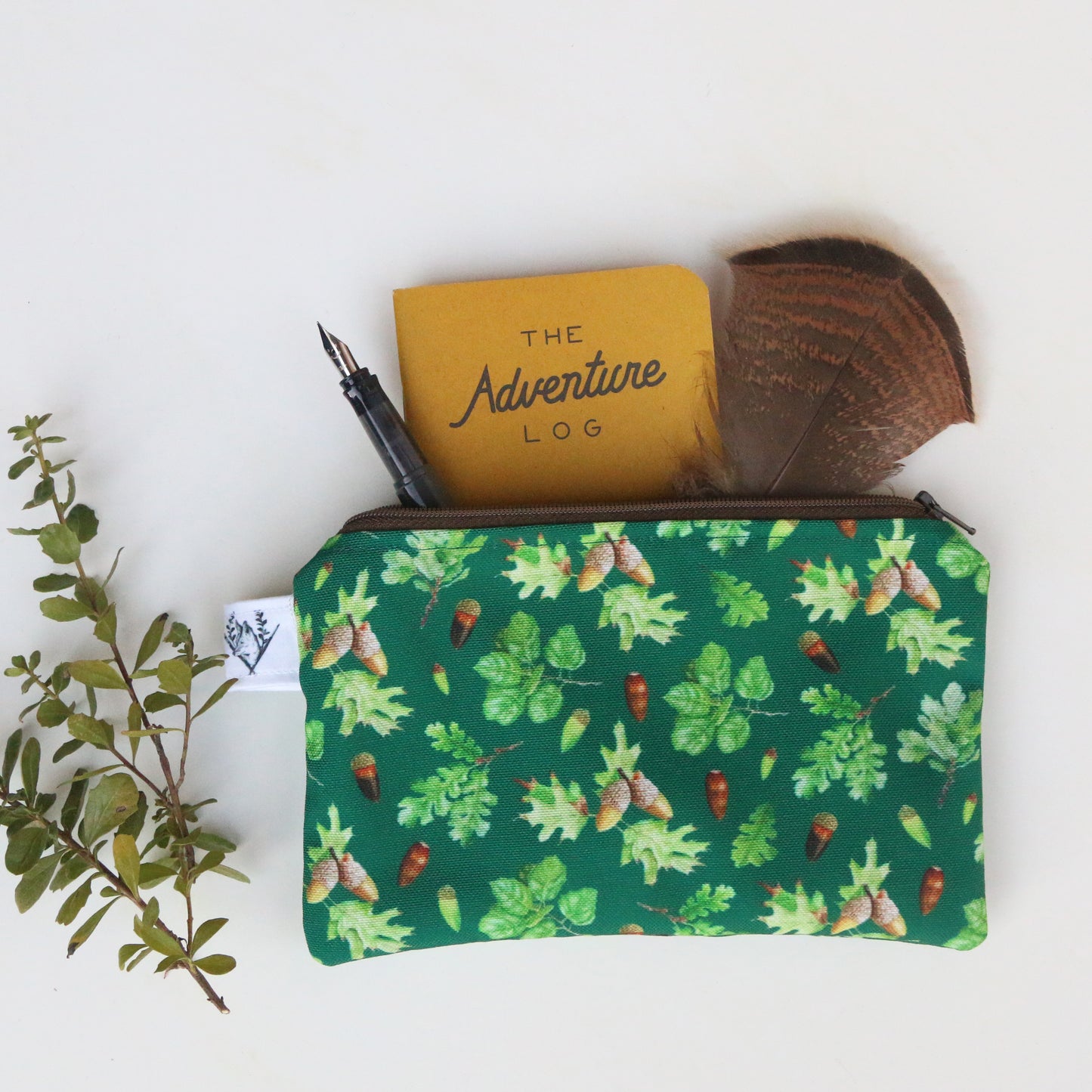 Medium California Oaks Zipper Pouch - Travel Organizer Bag, Flat Purse
